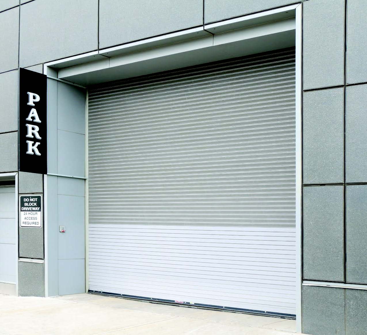 Read more about the article Heavy-Duty Rolling Steal Door 600 Series